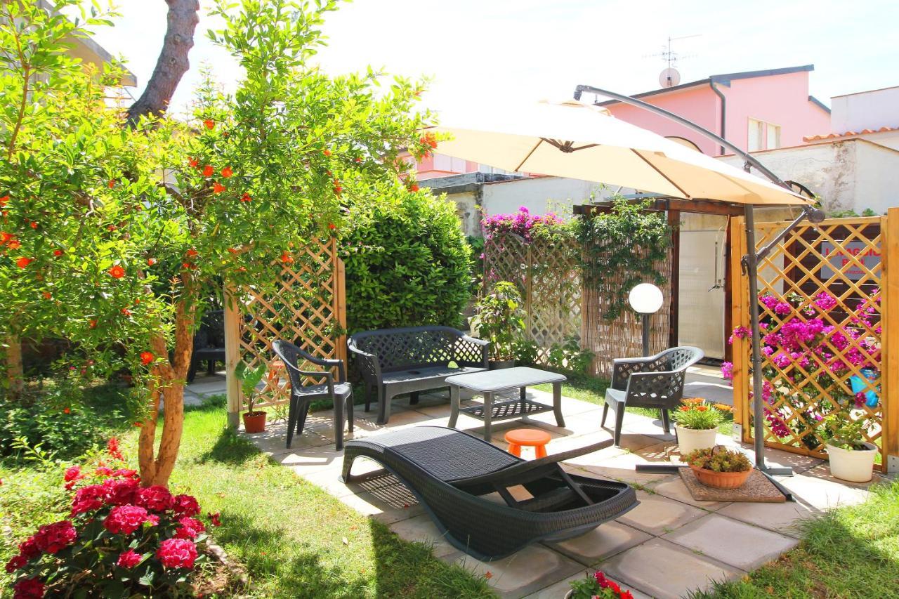 Holiday Home Arzilli Follonica Exteriör bild
